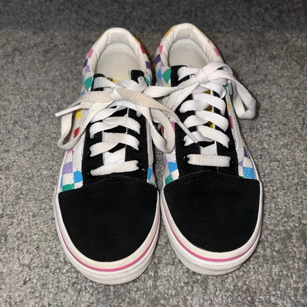 Vans Kids Checkerboard Low-Top Sneakers in Black and Multicolor